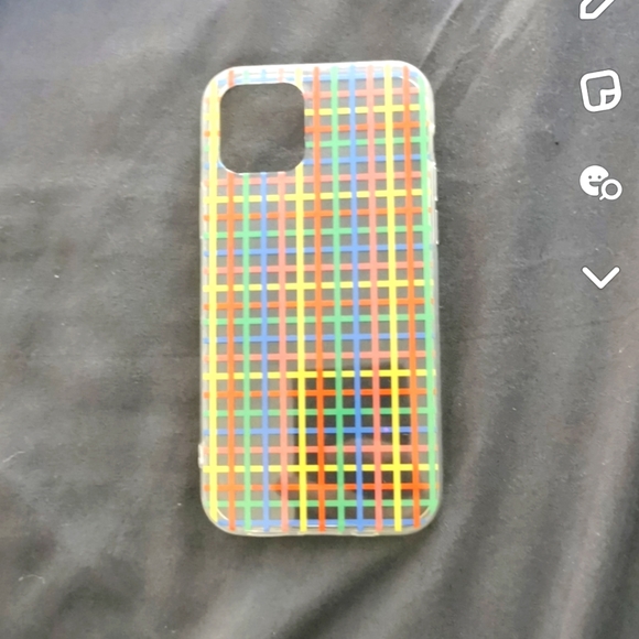 iPhone case - Picture 1 of 3